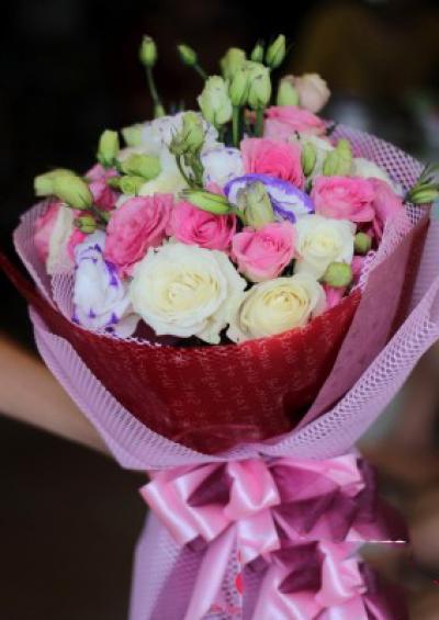 Bouquet of round auspicious flowers represents faithful love