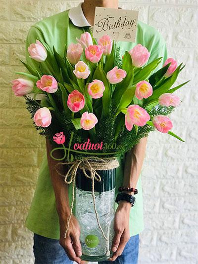 Tulip flowers vase - Gloaming