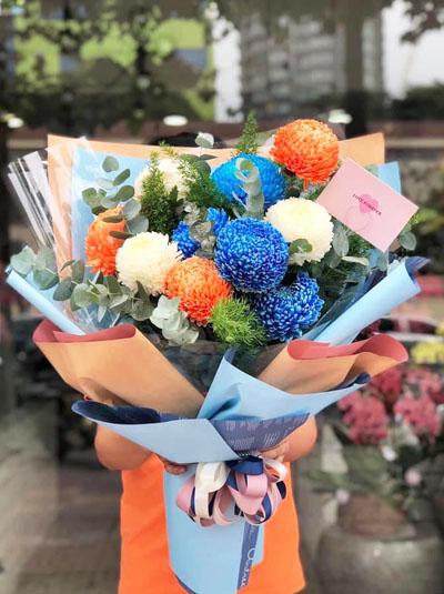 Chrysanthemum peony bouquet - Color