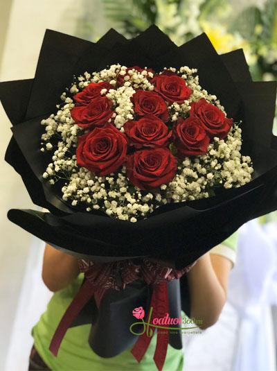 Ecuadorian rose bouquet - Warm Embrace