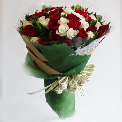 Birthday flowers - Romantic moment