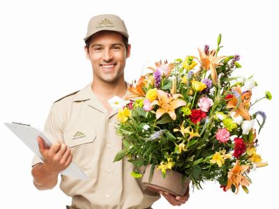 Dịch vụ giao hoa tận nơi tại TPHCM uy tín