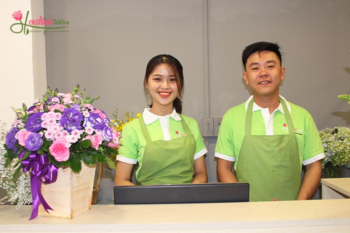 Đội ngũ nhân viên sales admin tại Hoa tươi 360