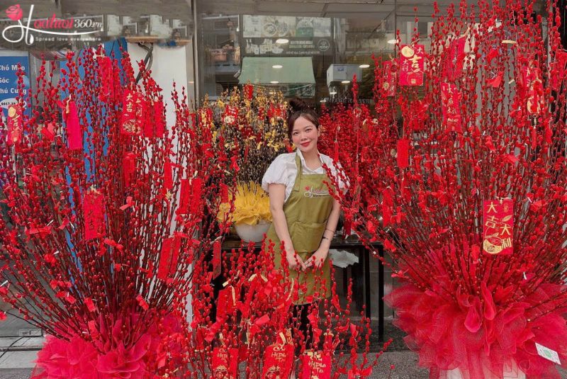 Tet flower delivery in Vietnam