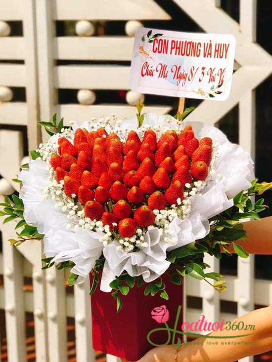 Bó hoa dâu tây - Strawberry flower