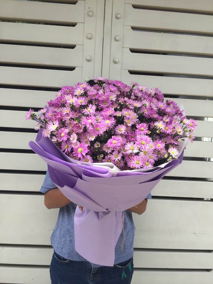 Bó hoa thạch thảo tím tặng người yêu để chứng minh tình yêu thủy chung